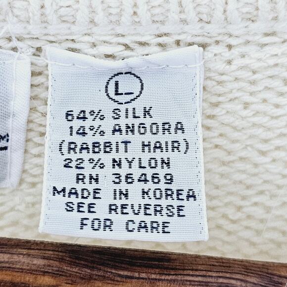 Vintage Dana Scott Ivory Beaded Snowflakes Soft Silk Angora Sweater Sz L NWT - Picture 7 of 8